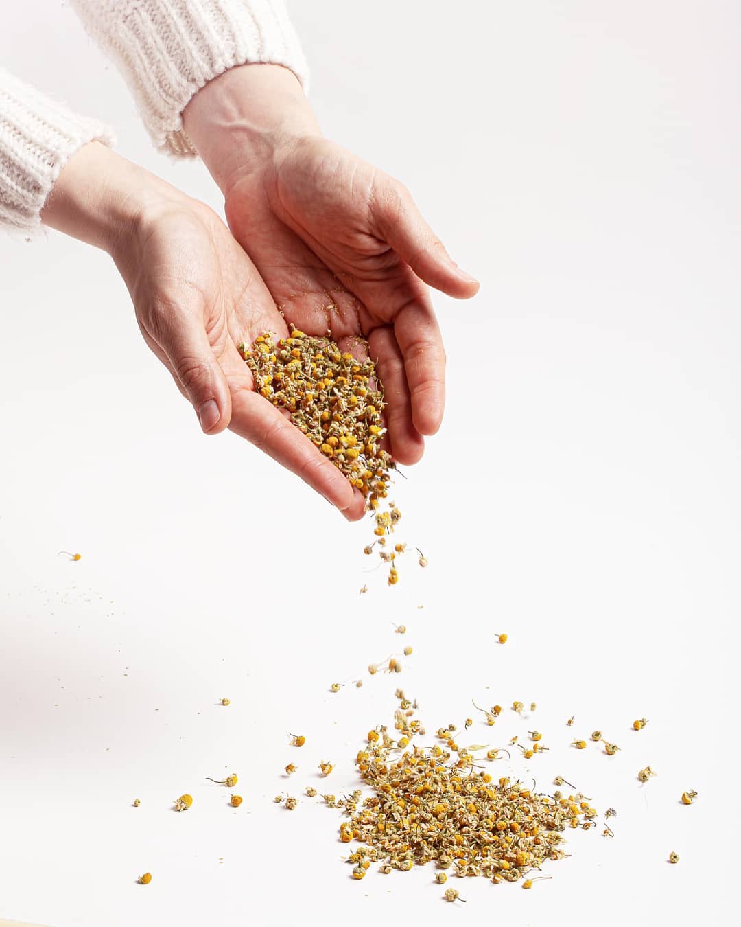 Why Chamomile Is Good for You: 4 Key Benefits